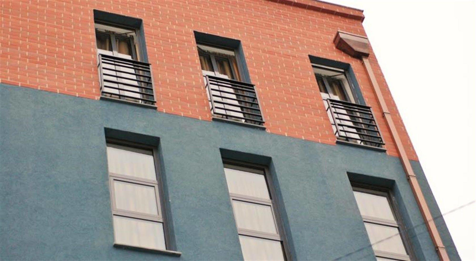 Vavien Hotel Istanbul Exterior photo